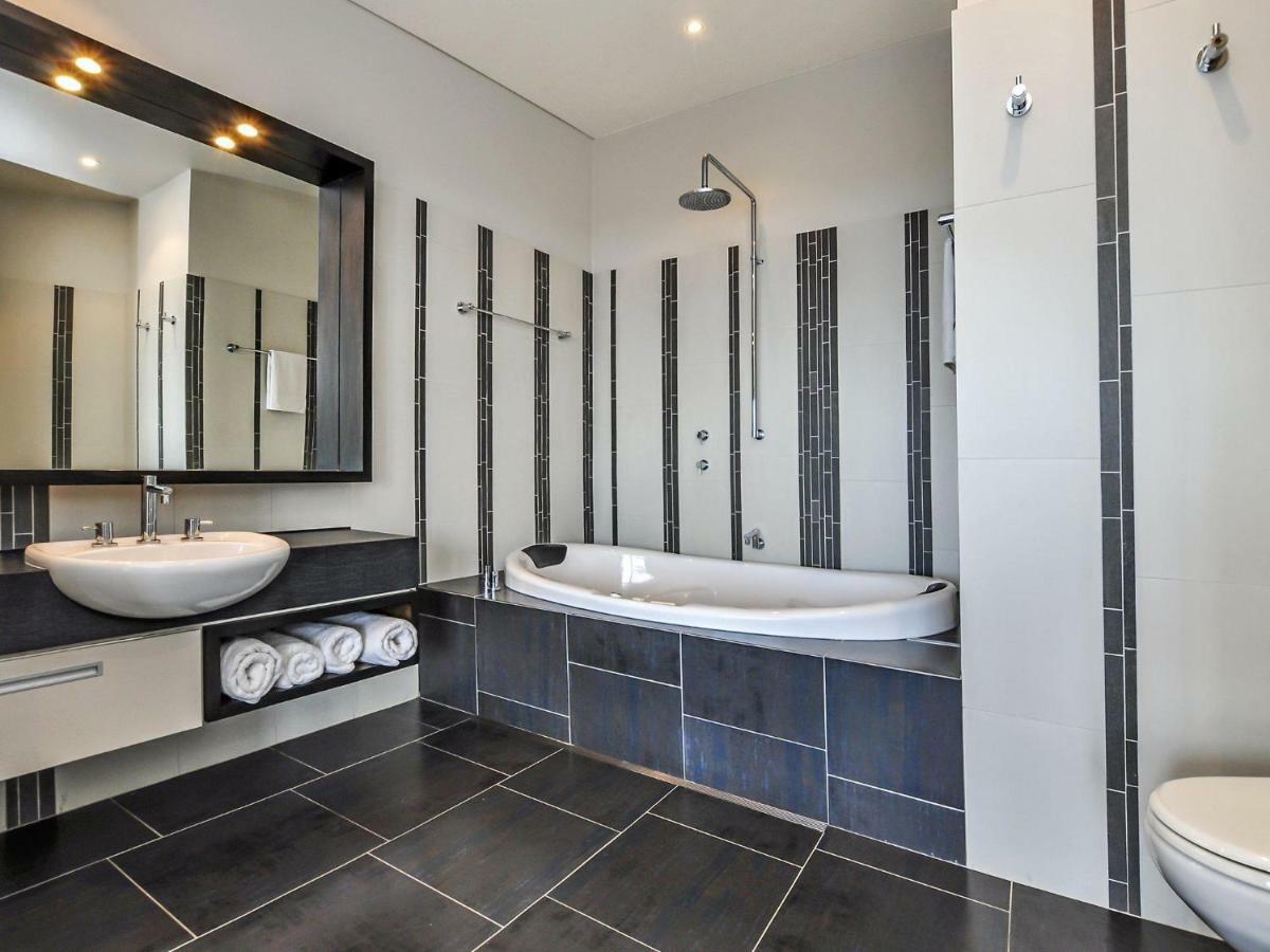 Hearns Beachside Villa 2 포트페어리 외부 사진